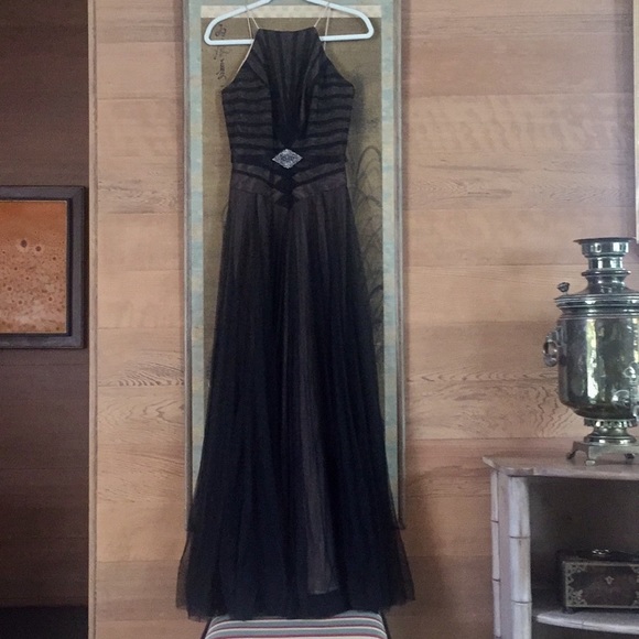 BADGLEY MISHKA gorgeous long black tulle dress - Picture 2 of 6